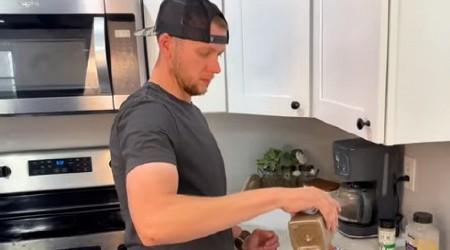 GODINU DANA SAM JEO SAMO JAJA I CRVENO MESO Pogledajte šta mi se desilo