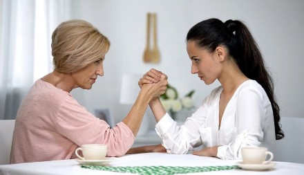 REKLA SAM SNAJI DA MI NE DOVODI UNUKE NA PROSLAVU MOJE GODIŠNJICE BRAKA  Toliko ju je to razbesnelo, da mi je priredila pakao od života