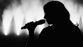 PEVAČICA (44) PRONAĐENA MRTVA Sumnja se da je ovo uzrok smrti, nije joj bilo spasa!