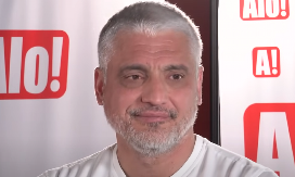 IMA DVA IMENA I ISTA JE OTAC! Ovo je ćerka Čede Jovanovića - Jana je popularna na mrežama, a muškarcima je san snova