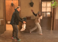 HAOS NA FARMI NE PRESTAJE! Kristijan Golubović polio učesnicu šerpom prljave vode, prolomio se vrisak imanjem