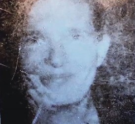 MUŽ ODVEZAO ŽENU KOD LEKARA, I VIŠE NIKADA JE NIJE VIDEO Posle 42 godine otkrivena šokantna istina koja tera suze na oči! (VIDEO)