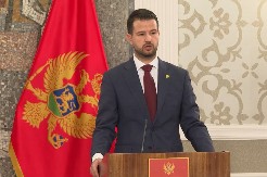 MILATOVIĆ: Promena rukovodstva ANB-a ponovo uvodi sistem nacionalne bezbednosti u vanredno stanje