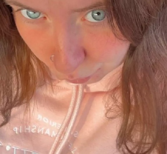 DRAMA NA POSLU, BOŽIĆNA ZABAVA JOJ DOŠLA GLAVE Vaspitačici popustile kočnice, ujutru je sačekao mejl od direktora! (FOTO)