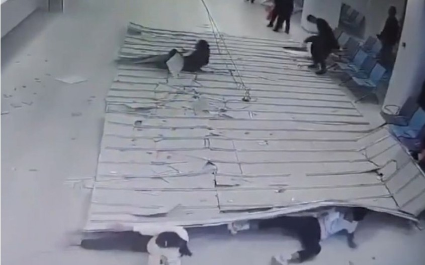PAO PLAFON U BOLNICI! Ljudi spasavali pacijente iz ruševina! (VIDEO)