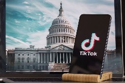 TIKTOK SE UKIDA Najpopularnija aplikacija u SAD nema još mnogo vremena