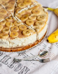 POSNA TORTA SA BANANAMA  Ako ste ljubitelji slakog, a postite, sa ovim receptom nećete pogrešiti!