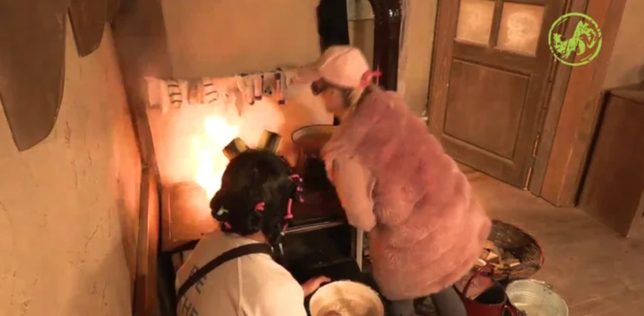 RIJALITI UČESNICA VRIŠTI OD BOLOVA, SVA U OPEKOTINAMA Vrelo ulje joj završilo po telu, pometnja na imanju!