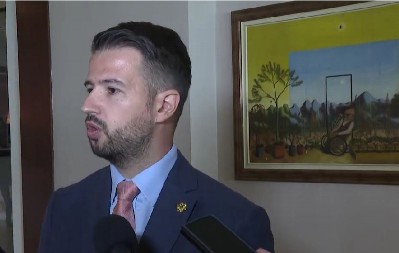 MILATOVIĆ ZOVE NATO U POMOĆ Crnogorski predsednik će tražiti da zapadna alijansa izvrši kontrolu