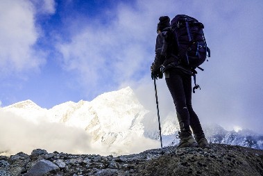 NAKNADA ZA USPON NA MONT EVEREST PORASLA NA 15.000 DOLARA Nepal sada nudi novu mogućnost planinarima - besplatan uspon na 97 drugih vrhova