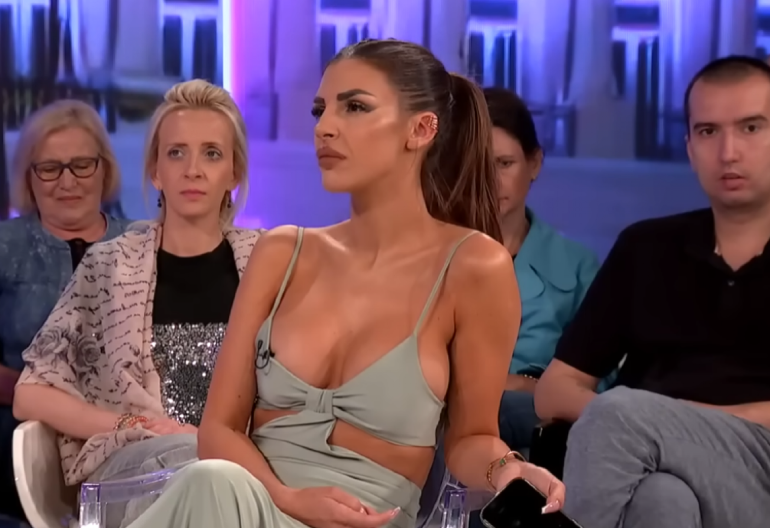 "MRTVA MAJKA TI JE KLOŠARKA, DA NIJE SEBI OBEZBEDILA GROBNO MESTO POČIVALA BI NA SMETLIŠTU" Ena Čolić nikad morbidnijim rečima urnisala Ivana Marinkovića!