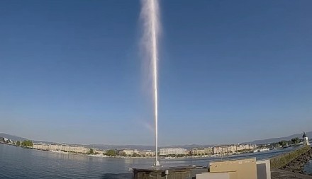 SRUŠIO SE AVION U ŽENEVSKO JEZERO! Dvoje putnika čudom preživelo!