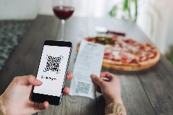 Seli da jedu pa im sve priselo kad su videli ceh „Za ovo da dam 65 evra?“