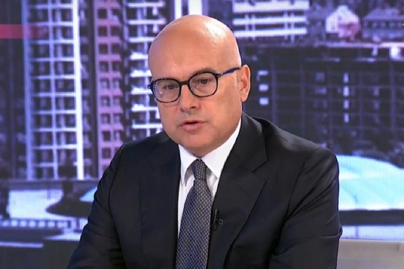 BLOKADERI SU PROBALI DA NAS UBIJU I ZAPALE U PROSTORIJAMA SNS! Vučević o divljanju blokadera u Novom Sadu