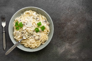 NEODOLJIVA PASTA U BELOM SOSU Lagana, letnja i kremasta baš ovako je prave Italijani