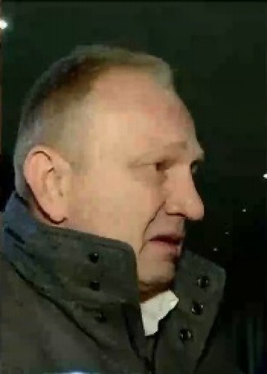 BUKTI RAT MEĐU BLOKADERIMA, POTUKLI SE OKO ĐILASA Jedni ga životom brane, drugi napadaju!