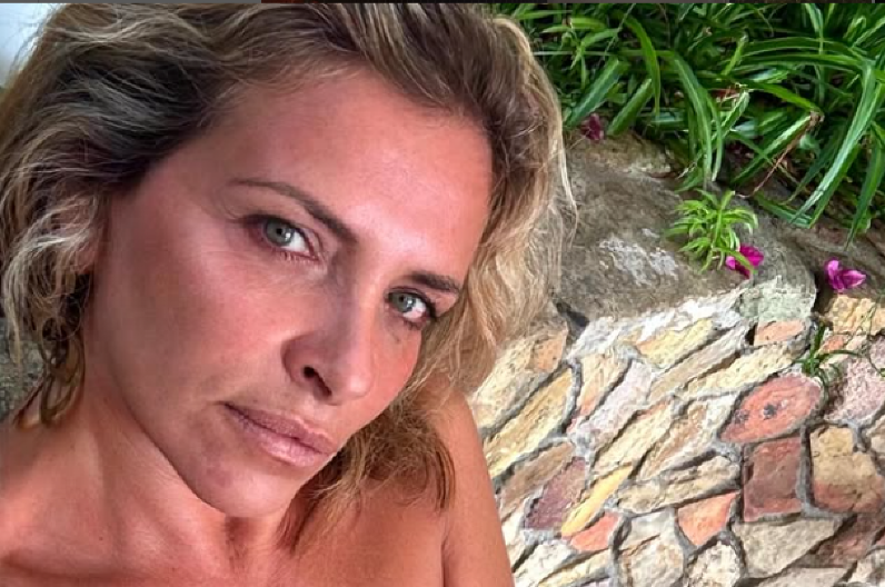 SKINULA SE UDOVICA SINIŠE MIHAJLOVIĆA! Arijana pokazala čime raspolaže, a svi komentarišu jedno (FOTO)