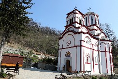 DANAS SLAVIMO DVA VELIKA SVECA Njihove mošti počivaju u manastiru Tumane