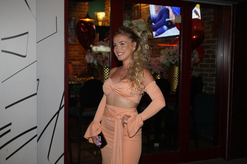 DIRLJIVA PORUKA! Milica Veličković objavila zajedničku fotku sa ćerkom, Terza će liti suze!