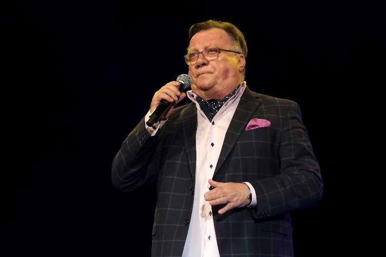 HITNO HOSPITALIZOVAN HALID BEŠLIĆ! Pevaču se pogoršalo stanje, evo gde se nalazi