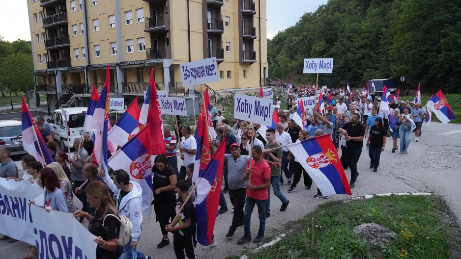 SRBIJA PONOVO USTAJE PROTIV BLOKADA Novi skup u nedelju u 18:30