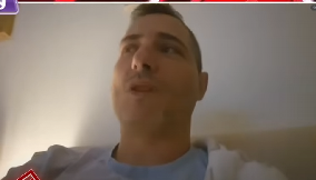 SIN PEVAČA I PEVAČICE ULAZI U ELITU 9? Majka mu je plaćala kockarske dugove, jedva ga izvukla