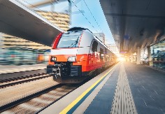 ITALIJANI LANSIRALI NOĆNI „VOZ PIVA I ZABAVE“ Putnicima nudi nezaboravno putovanje