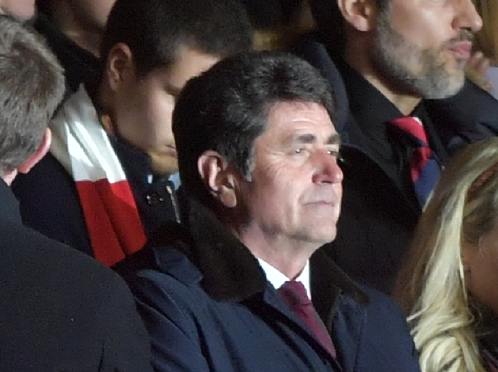 KLIMA, ŠVEDSKI STO, TERETANA... Na Šolakovoj jahti NEMA ŠTA NEMA! Dragan snimljen u Hrvatskoj kako pliva u parama!