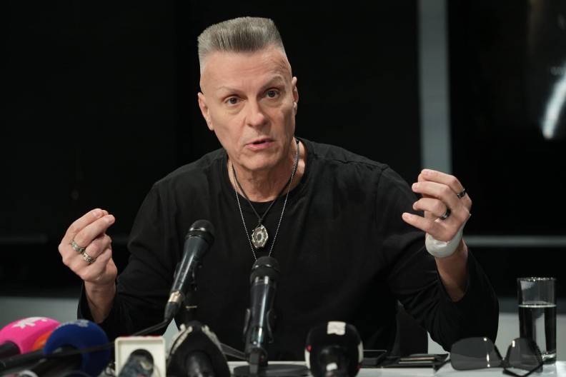 "NEMAM ŽENU, SA NJOM IMAM DETE I NA DISTANCI SMO" Đorđe David iskreno o porodici sa kojom ne živi: "Ćerka me ne pita ništa o tome"