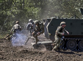 DOŠLI DA RATUJU, VRATILI SE U KOVČEZIMA Kolumbijski plaćenici dva dana u unakrsnoj vatri sa ukrajinskom vojskom