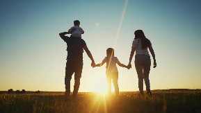 PORODIČNO ZNAMENJE: Kako su nastala srpska prezimena?