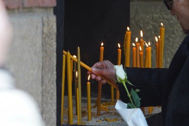 ŠVALERACIJA MU DOŠLA GLAVE  Pozlilo mu tokom odnosa , njegova udata ljubavnica pobegla