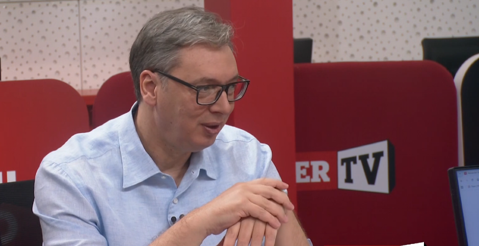 "PROBISVETI ZAPOSELI FAKULTETE I UNIVERZITETE" Vučić o širenju levičarske ideologije