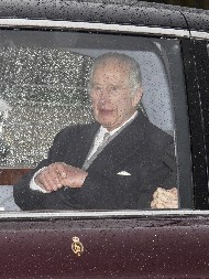 BRITANCI STREPE Zdravstveno stanje kralja Čarlsa je gore nego što priznaju iz palate