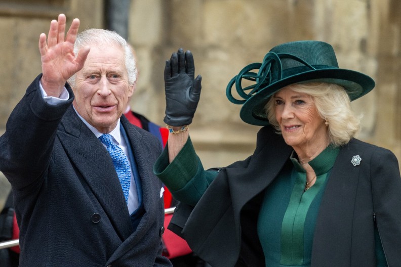 PROGLASILI BANKROT Gasi se firma koja je oblačila britansku kraljevsku porodicu