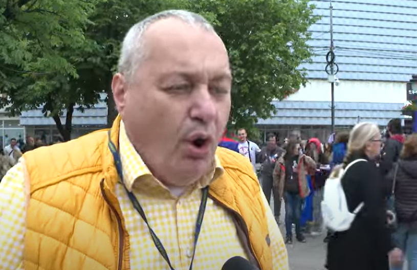 "DREKAVAC MILIVOJEVIĆ OPET IDE U BRISEL, DA PLJUJE PO SVOJOJ ZEMLJI" Posle ovih reči Srđanu će da zveči u ušima uz ceo njegov put