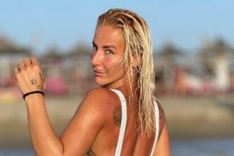 BEZ CENZURE! Milica Dabović pokazala grudi, javnost u neverici zbog njenog poteza (FOTO)