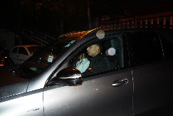 NAJNOVIJE INFORMACIJE O STANJU DARKA I KATARINE LAZIĆ Pevač hitno prevezen na VMA, a evo gde mu se nalazi supruga