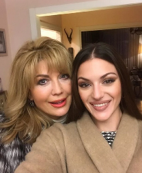 NJEGOVE SLIKE RADO BI SPALILA! Prvi muž Teodore Kunić je ovaj bogataš, majku Suzanu na venčanje nije zvala