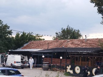 OVDE JE DOŠLO DO PUCNJAVE! Petoro ljudi ranjeno! Forenzičari na licu mesta, u toku akcija policije! (FOTO/VIDEO)