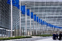 EU SE OGLASILA NAKON UPADA KURTIJEVE POLICIJE: "Razumemo zabrinutost građana severa“