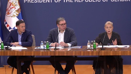 VANREDNO POVEĆANJE MINIMALNE ZARADE Predsednk Srbije otkrio lepe vesti građanima Srbije