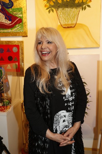 ''ČUVALI SMO ZAJEDNO KRAVE'' Komšije i rođaci Hanke Paldum iz Čajnića progovorile o njoj, ovo o pevačici niste znali