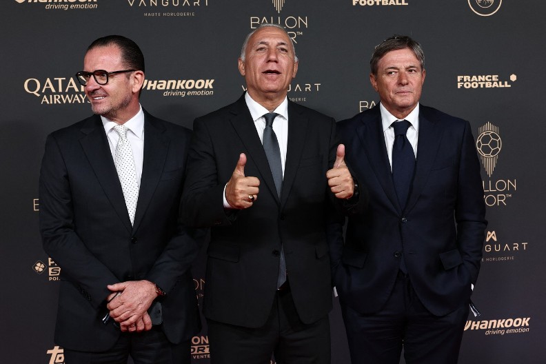 KAKVA ČAST Piksi i Mijatović sa fudbalskom legendom na dodeli Zlatne lopte