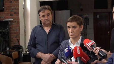 "IZBORE TRAŽE DA BI NASTAVILI PROTESTE" Ana Brnabić: Da li su izbori 2023. godine rešili bilo kakvu krizu? Apsolutno ne!