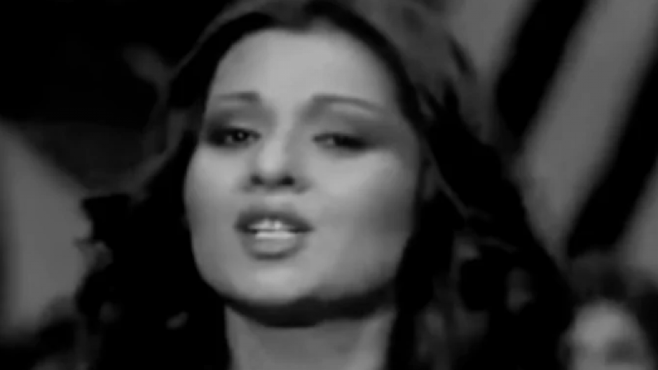 PRODALI I KREVET U KOM JE PROVELA POSLEDNJE DANE Imovina Usnije Redžepove više ne postoji, porodica rasprodala sve što je pevačica stekla