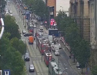 POKVARIO SE TRAMVAJ U NEMANJINOJ Slavija prohodna nakon kidanja trolejbuske mreže (FOTO)