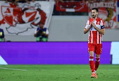 PODSETILO JE NA MILAN Kapiten Zvezde slomljen posle bolnog poraza