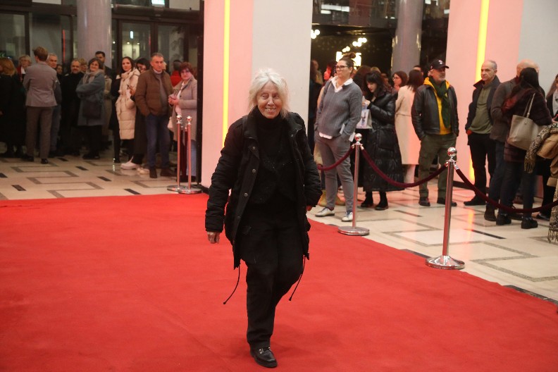 &#034;NISAM ZNALA GDE SAM&#034; Naša glumica priznala da se drogirala: &#034;Neki glas u glavi mi je govorio da...&#034;