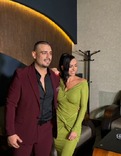 PRVO POJAVLJIVANJE NAKON STRAVIČNOG UDESA Evo kako izgleda supruga Darka Lazića, na ćerkinom rođendanu zasenila sve prisutne